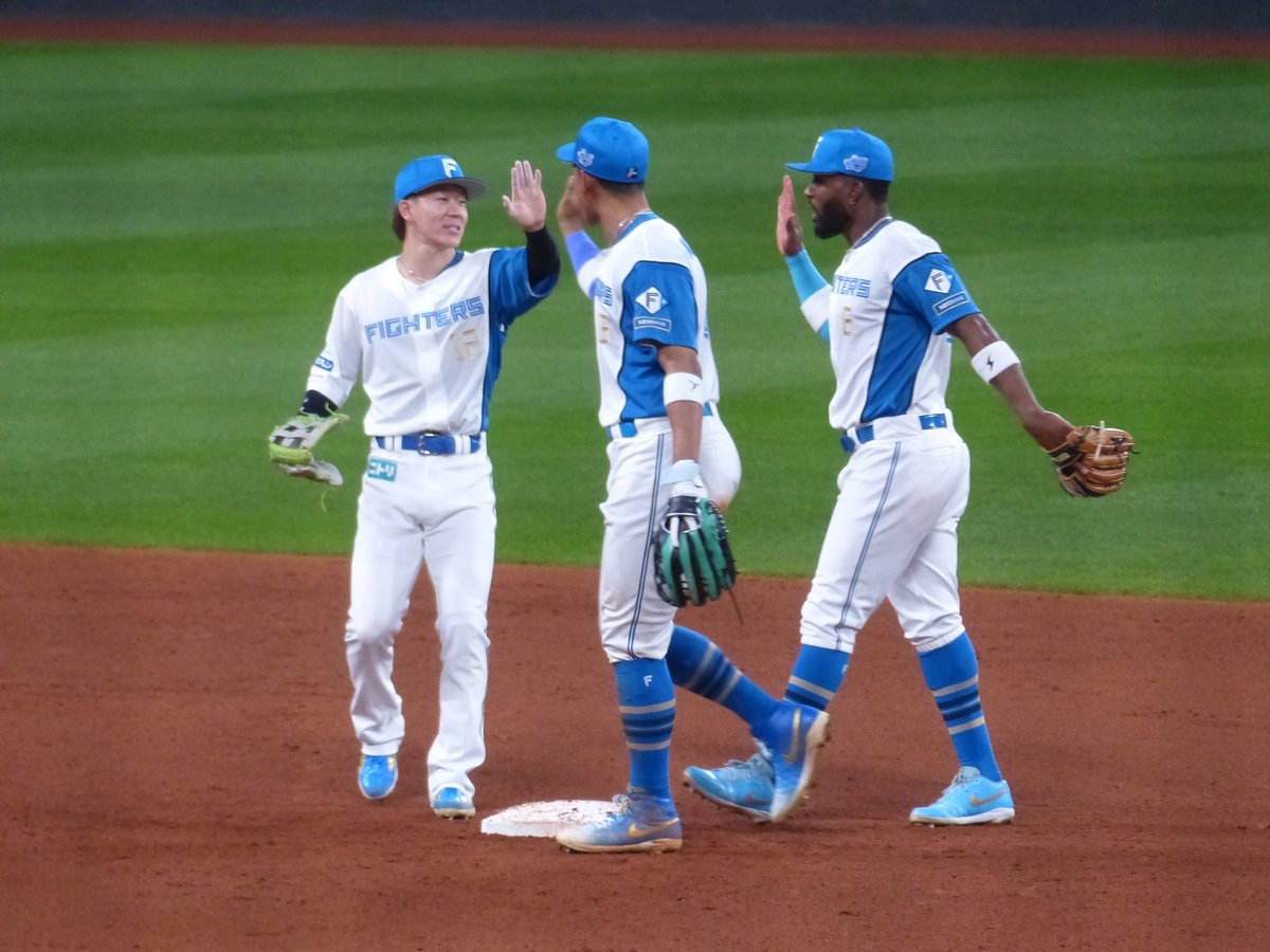 勝利
#lovefighters