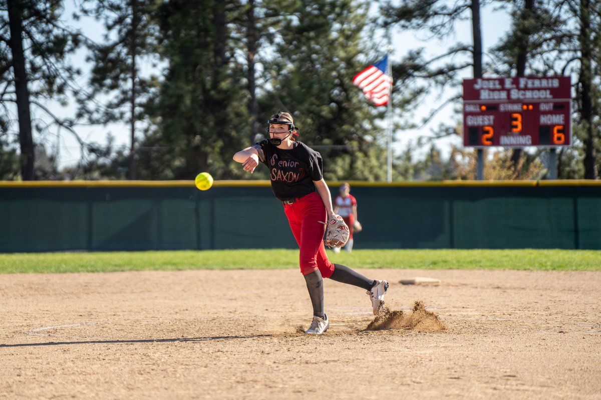saxonsathletics's tweet image. A few 📸 of our Senior Saxon 🥎 players at their final home game of the season and a 16-9 win vs G-Prep on 5/1.

#spokane #softball #fastpitch #gosaxons⚔️