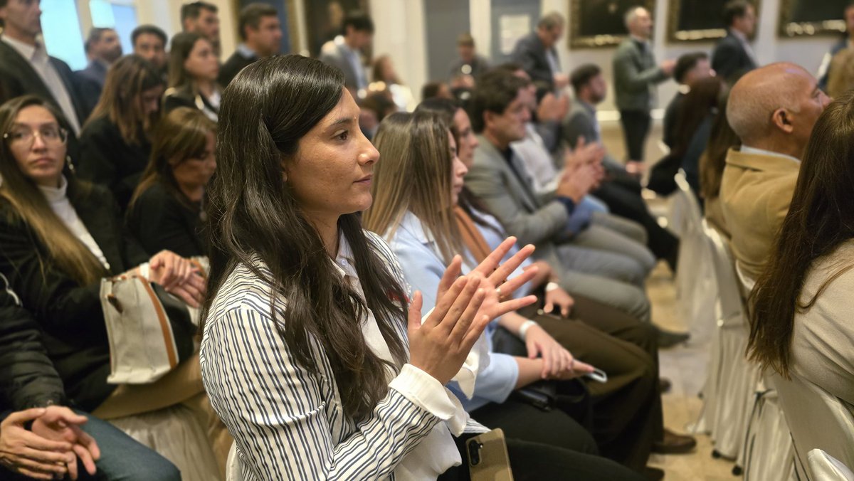 agos_teves's tweet photo. #AsambleaLegislativa2026

Acompañando al gobernador @alfredocornejo y al intendente @diegocostarelli en el inicio de un nuevo período legislativo.

#TodosLosDíasUnPasoAdelante https://t.co/dMwRzHzF26