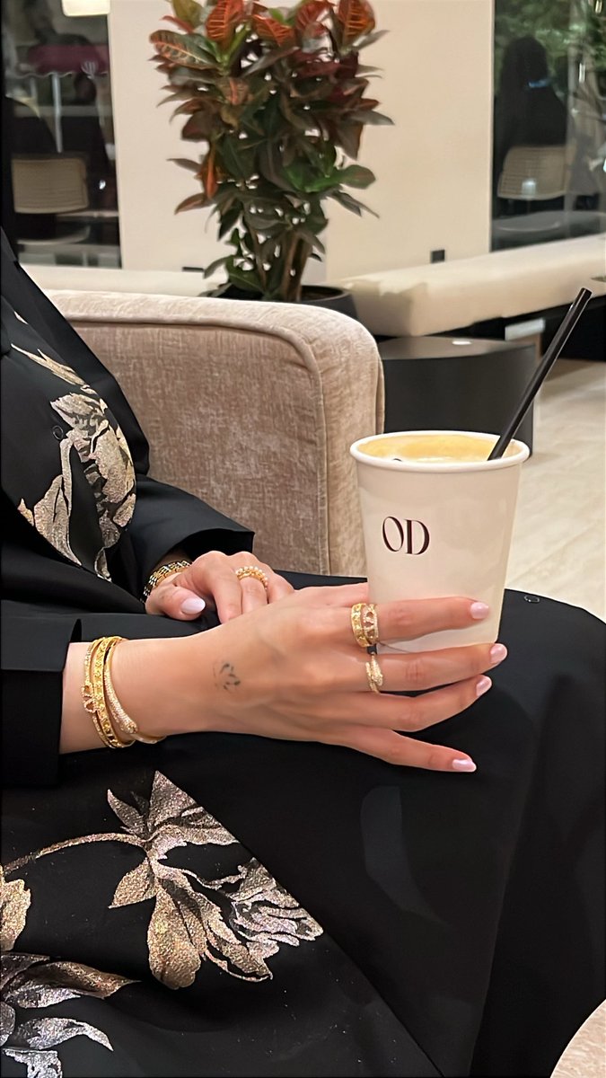 رُمــوز ᥫ᭡. tweet media