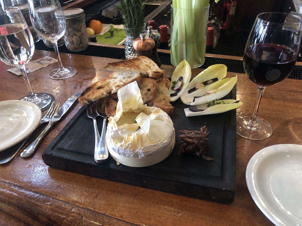 M_Steeples's tweet photo. Another recent treat was to share the oven baked Camembert cheese at PJ's Chelsea Brasserie with a friend. A firm favourite of mine; this mini feast definitely feeds the soul (especially when washed down with a hearty glass of vin rouge). #BakedCamembert #Camembert #Cheese #Snack #Feast #Food #Dining #PJs #PJsChelseaBrasserie #Chelsea #London #SW3 #HappyDays