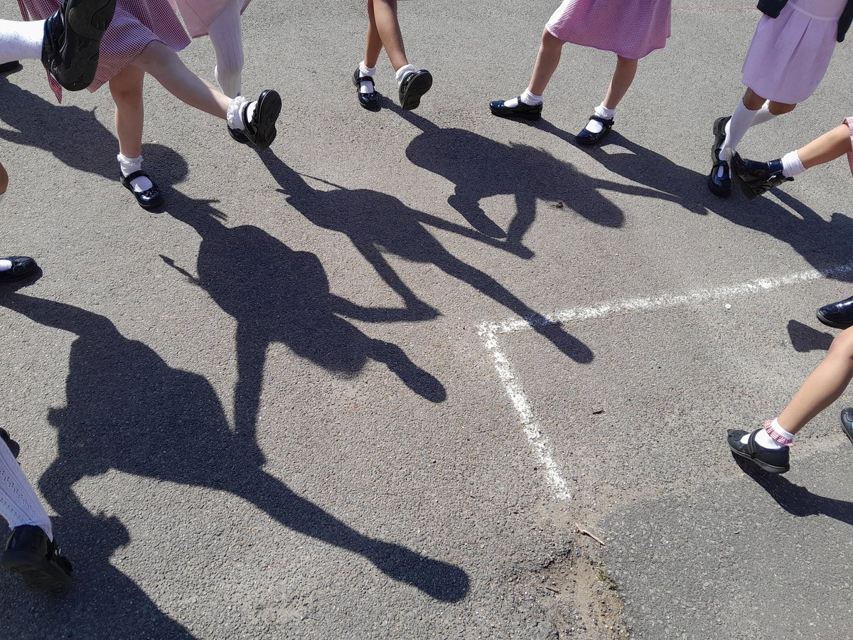 MrsMaceyBH's tweet photo. Making the most of the sunshine and our shadows @busheyheathjm https://t.co/37D7sza66m
