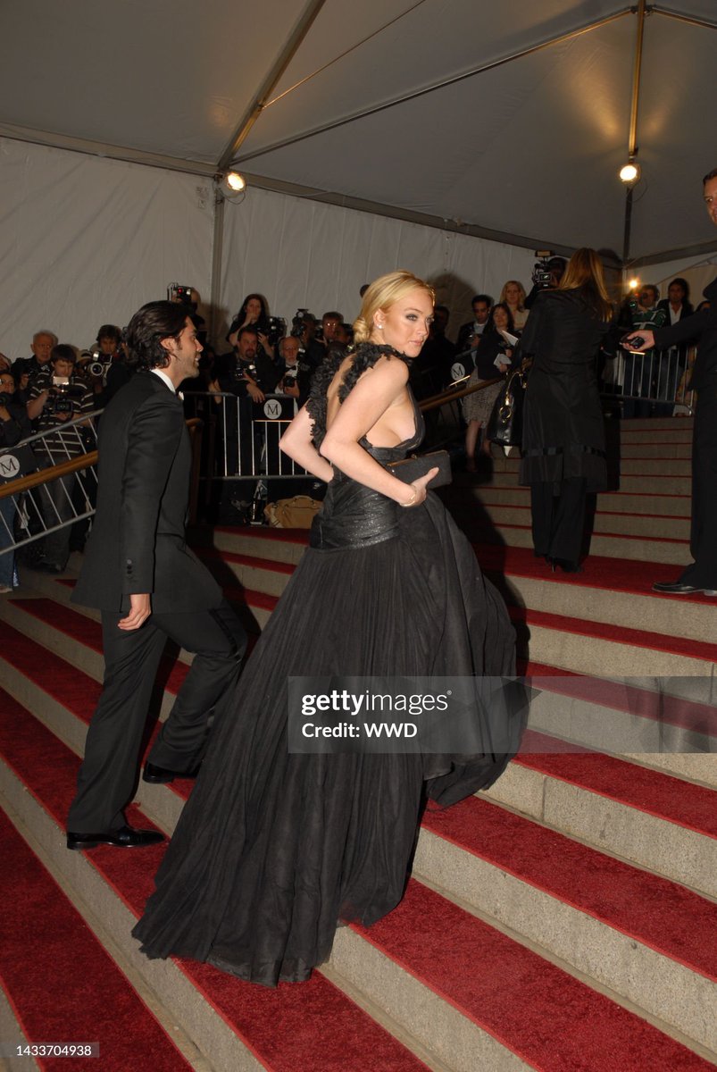 Save Lohan tweet media