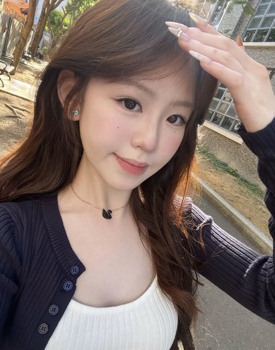 兔兔吃胡萝卜🥕 tweet media
