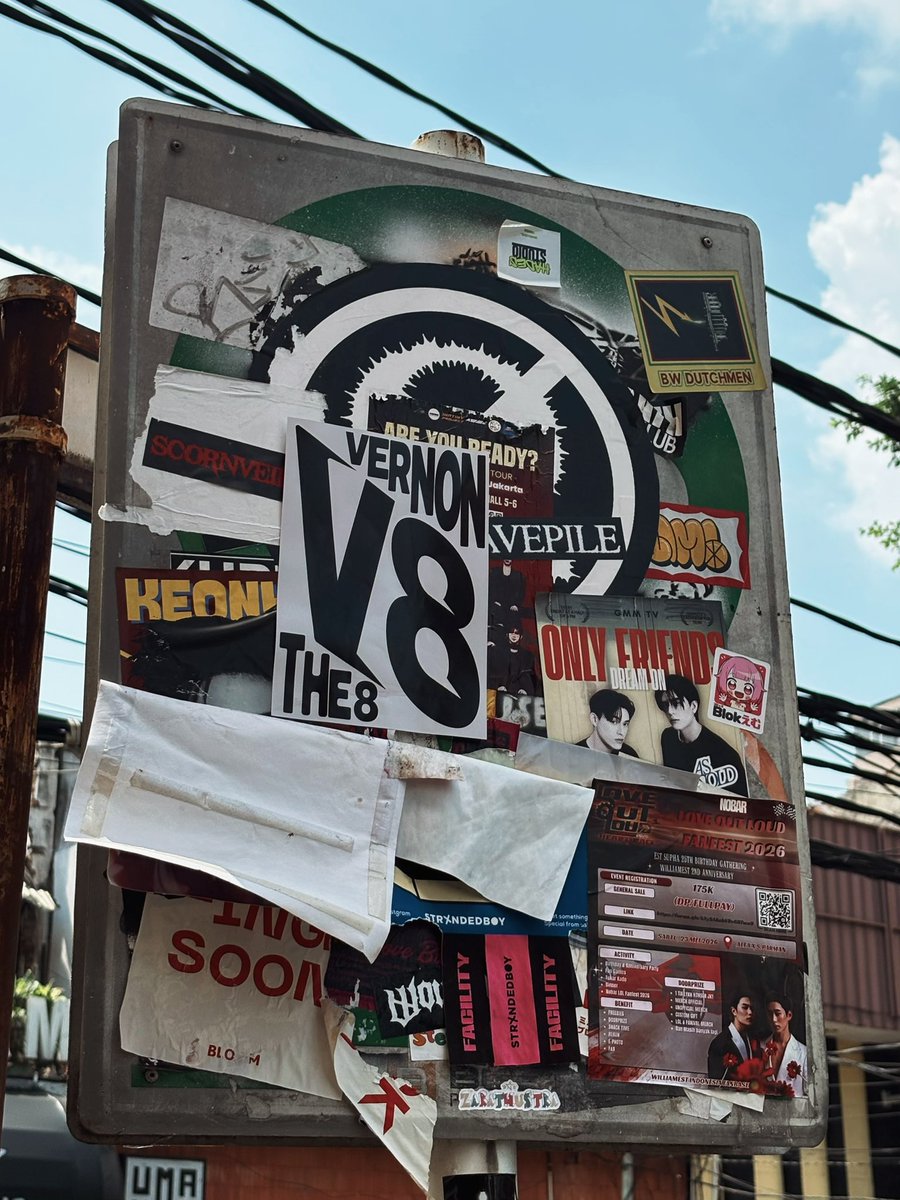 i • v8! 🌠 tweet media
