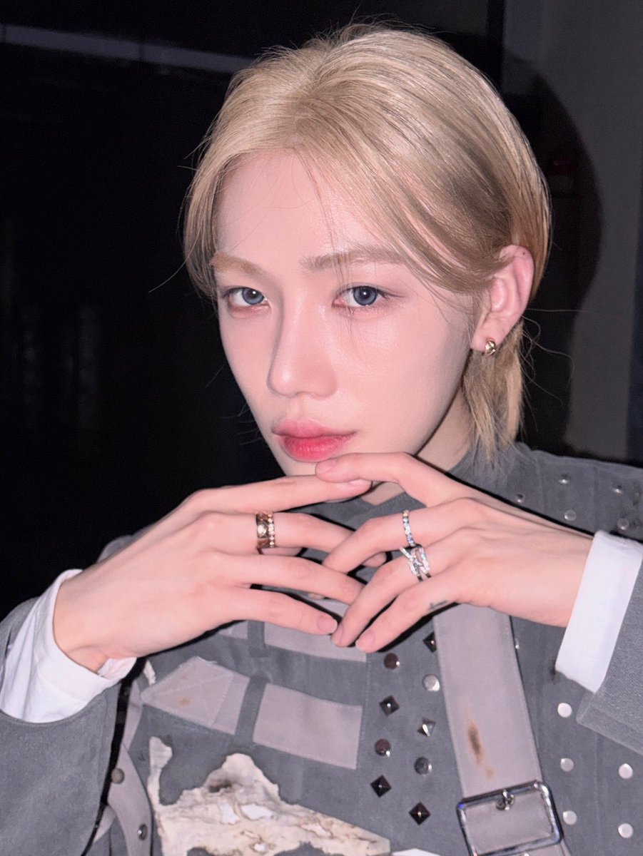 CHANHEE. tweet media