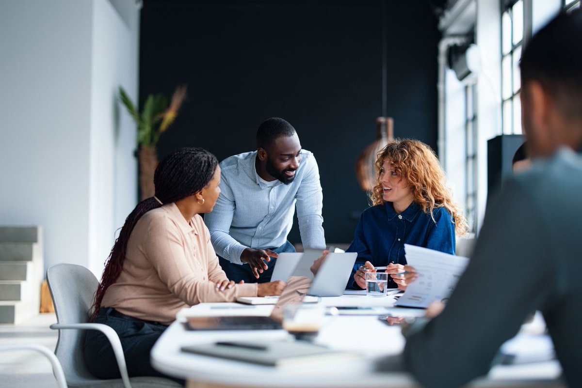 EQ_Staffing's tweet image. Employee leasing vs temporary staffing

One builds stability.
One delivers flexibility.

Which does your business need?

Full article here buff.ly/kNGnth9 

#StaffingStrategy #Workforce
