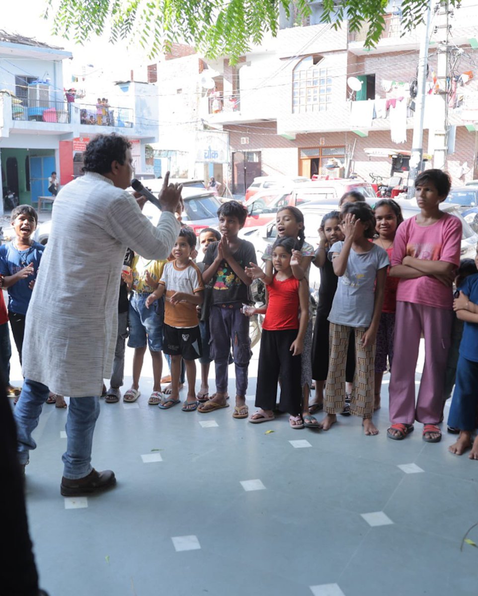 Smile Foundation tweet media
