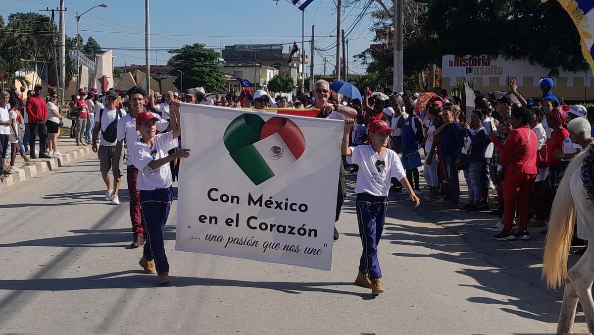 llanes_fel70915's tweet photo. 🇨🇺 Morón celebra el 1ro de Mayo 🇨🇺
Con la fuerza de su pueblo y la memoria de su historia, reafirma que #LaPatriaSeDefiende cada día, con unidad y compromiso.
#Morón
#CubaUnida #PrimeroDeMayo #LaPatriaSeDefiende https://t.co/kcY5AlburZ