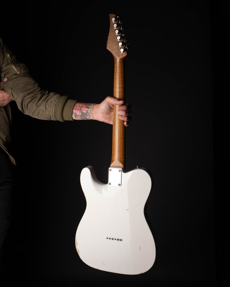 Suhr Custom tweet media