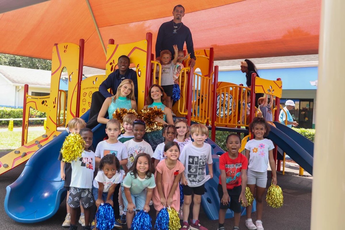 OrlPirates's tweet image. Little pirates in the making 🏴‍☠️✨

The Pirates and Sirens spent the day at Welborne Nursery &amp;amp; Preschool bringing the energy, meeting the kids, and sharing what Pirate Nation is all about. 

#orlandopirates #piratenation #communityfirst