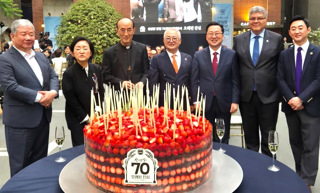 바오 tweet media