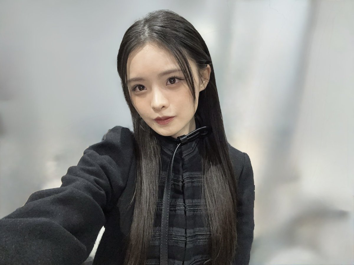 ozuozu58029's tweet photo. 右斜め前の席の女の子に絶賛片想いしているのですが、偶に目が合うんですよ！これってもしかして…いやいやそんなことないか、気のせいだよ、気のせい！｜オズ

https://t.co/KrWcwiOexx https://t.co/TTsZt20yD2