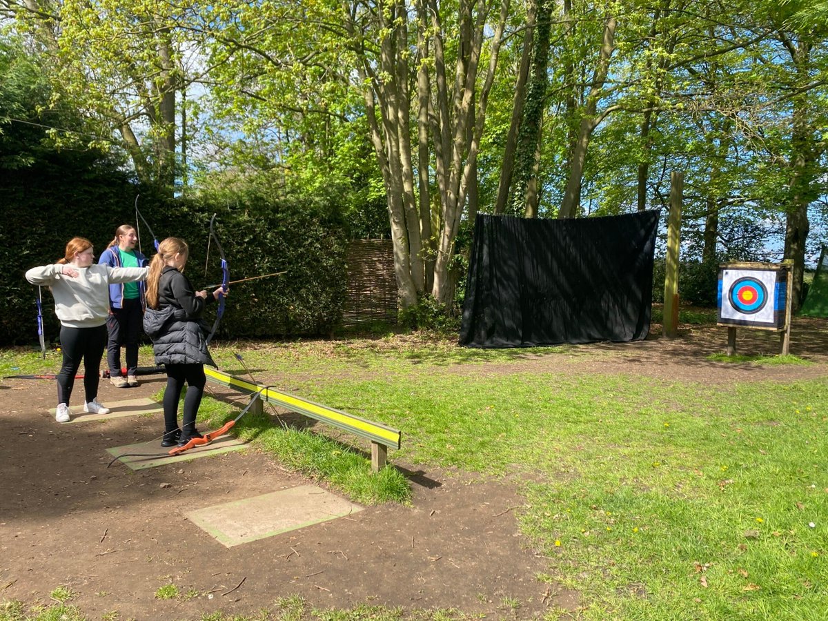 York_High's tweet photo. What a glorious day to end the week on! 🌞 Mr Kumar's weekly update is out now, please take a look for all our news and updates: https://t.co/dtV9vLmZoJ 

Have a wonderful long weekend and we'll see everyone back in school on Tuesday 5 May 🤩 https://t.co/xQSD4LkPJI