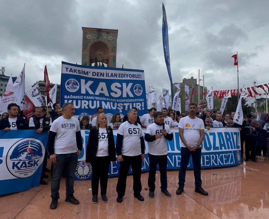 ÜNİPERSEN tweet media