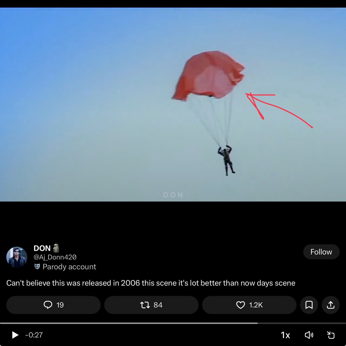 xBharat's tweet photo. Movies before #Dhurandhar - Hakla Khan used to start from blue parachute then it changed the colour to red (totally different gear) and magically it turned blue upon landing. 

All these inconsistencies in 2 minute clip. 
Peak detailing, THOO!!! https://t.co/vRRLjHihI6
