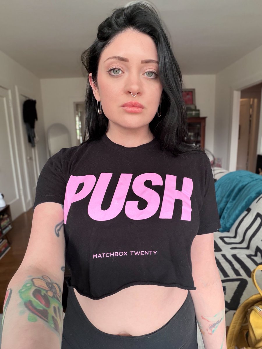 Miss Ghost tweet media