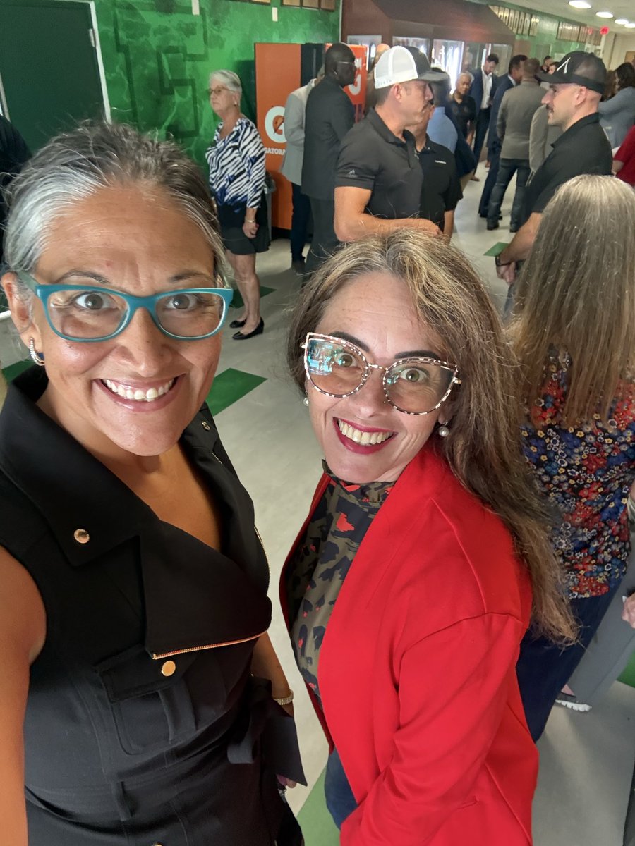 iAmLauraHartman's tweet image. @RonDeSantis Education System Overall signing SB 1296 | HB1279 into Florida Law 🐊#transparency #UnionAccountability @ExVaNurse