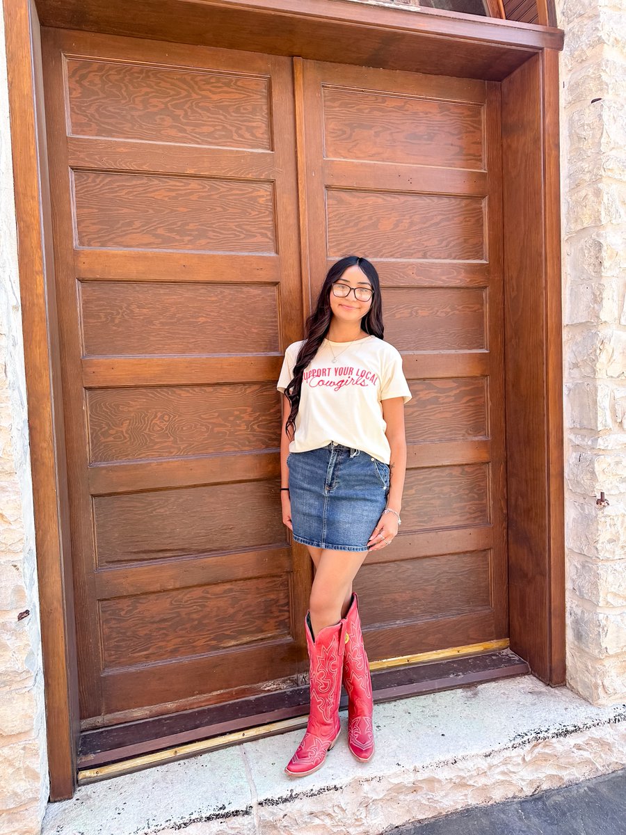 harrys1939's tweet image. All the Summer Vibes ❤️🤍💙 So many great looks in the store for you ladies 🤠

#summerfashion #harrysboots #westernstore #sansabatexas #sansabatx #texashillcountry #centraltexas #cowgirlfashion #4thofjuly