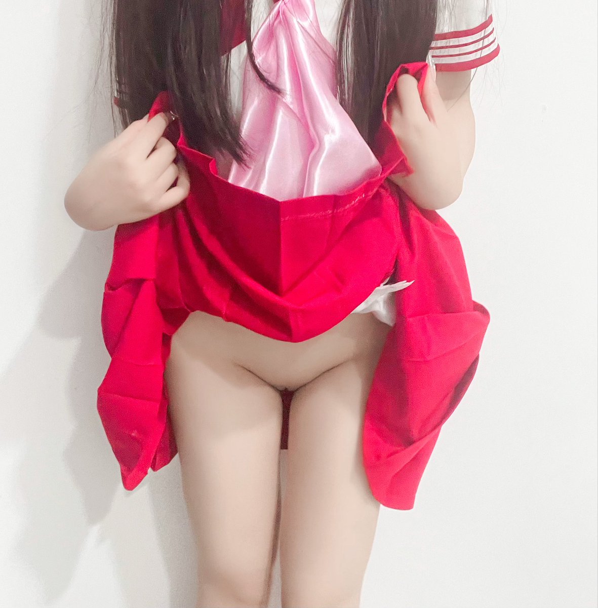 纯 tweet media