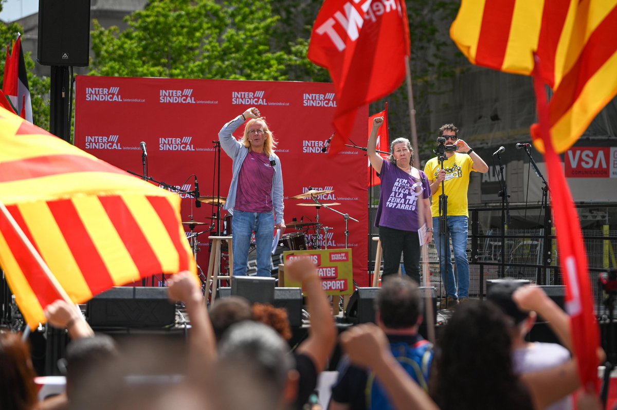 Sempre hi som per defensar un habitatge digne, salaris justos i un transport públic que funcioni.

Per als treballadors assalariats, per als autònoms i per al conjunt del país.

Amb la màxima ambició nacional, fem una Catalunya més justa i més lliure.