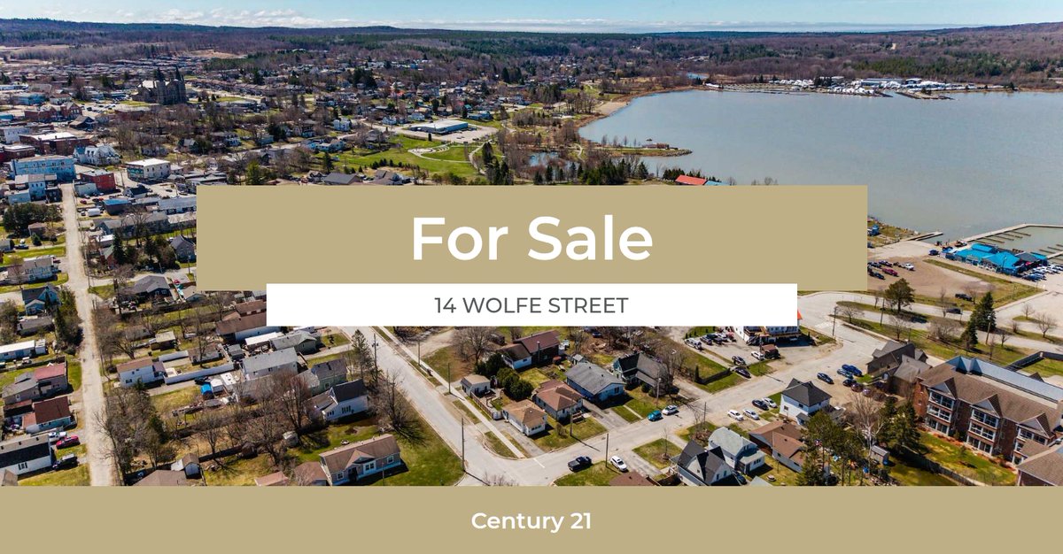 Location, Location 📍🌊

It’s all about the lifestyle and this one delivers! 🌅

Located just a short walk to Penetanguishene Harbour and the beautiful Georgian Bay, this home puts you close to everything you love about the area... homeforsale.at/14_WOLFE_STREE…