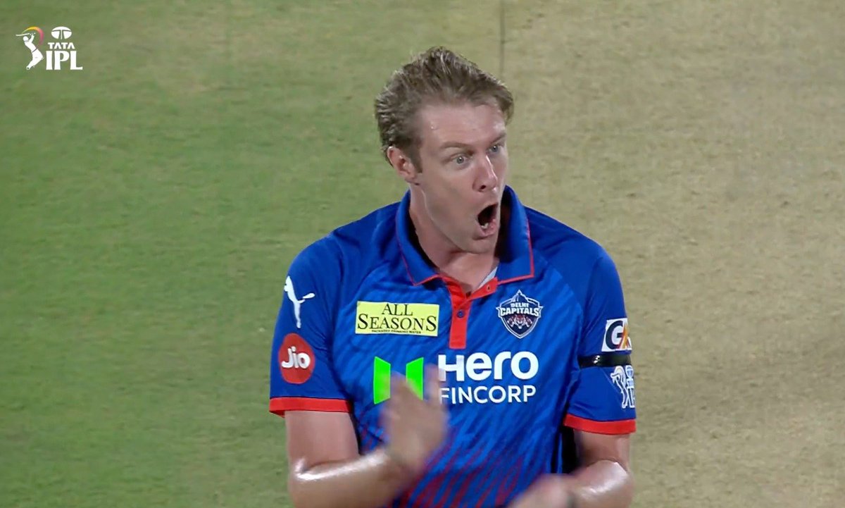 nomadic_terran's tweet photo. Guess the wicket !
Unreal threat rating !

#CricketTwitter #RRvsDC #DCvsRR https://t.co/Q840jeXJm6