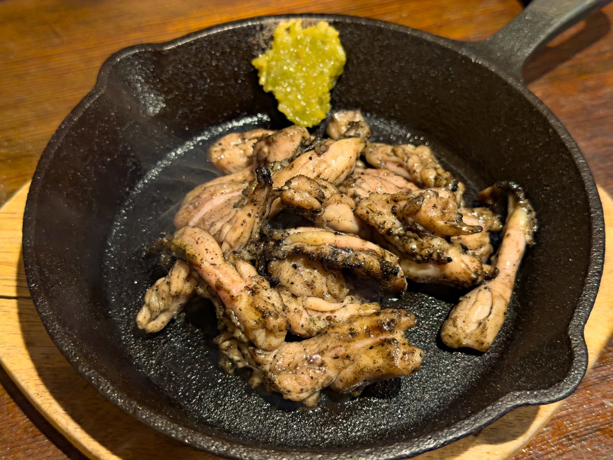 yuzuta_sanpo's tweet photo. 宮崎県の地鶏炭火焼はマジのガチ https://t.co/uzuEKB0d5g