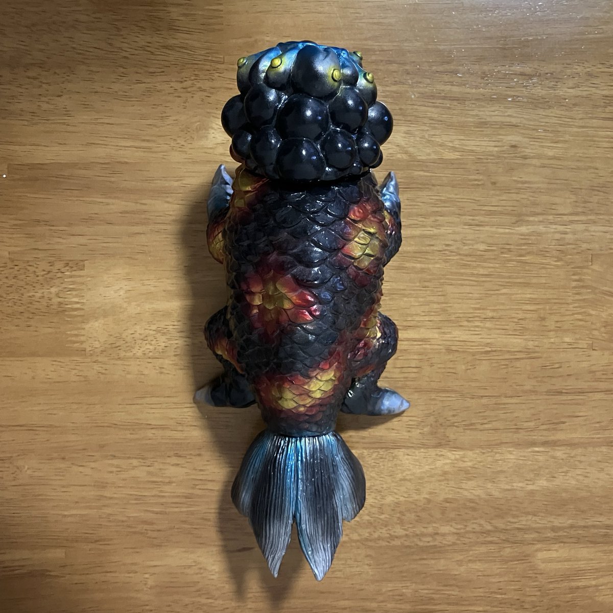 Kuuusou83's tweet photo. BLObPUS × ヤモマーク
キンギョザウルス独眼 [BLObPUS彩色版]
Kingyo Zairaus Dokugon [BLObPUS Paint Ver.] 👁️🐟

#blobpus #Yamomark #DOKUGAN #キンギョザウルス https://t.co/tHGzNAhYGI