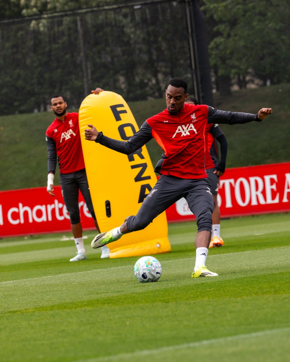 Liverpool FC tweet media