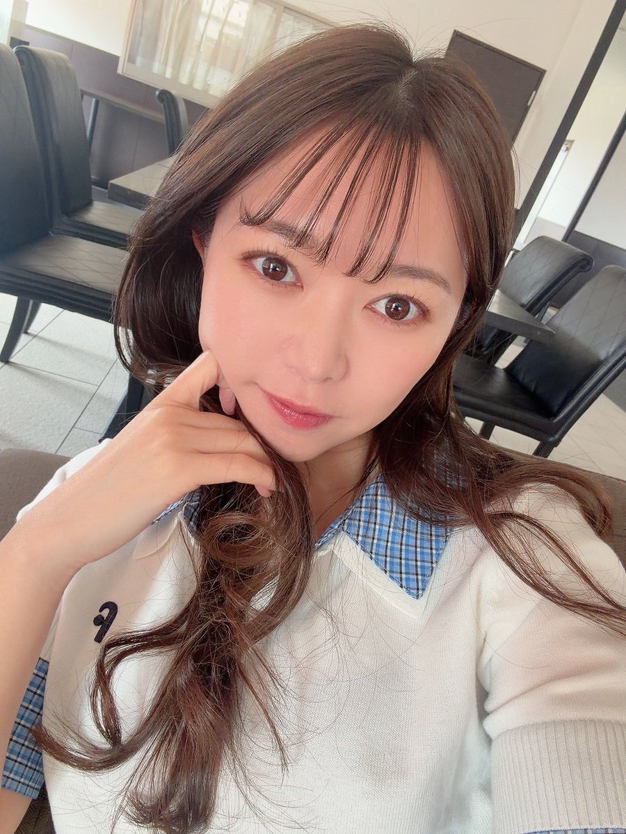 嶋村瞳 tweet media