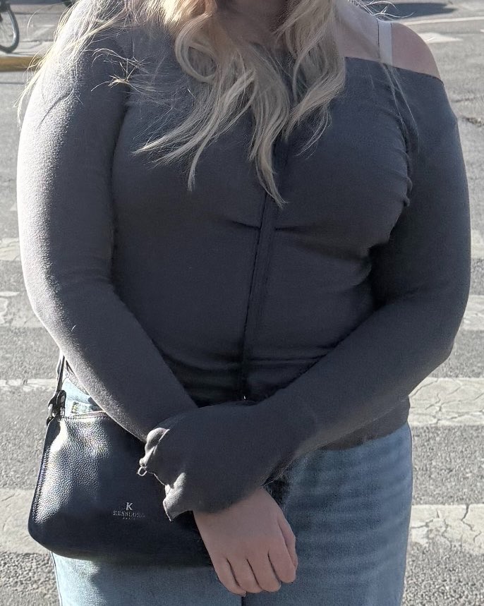 lostinlabryn's tweet image. same shirt, 3 months later, -45lbs. #edtwt #weightloss #ana