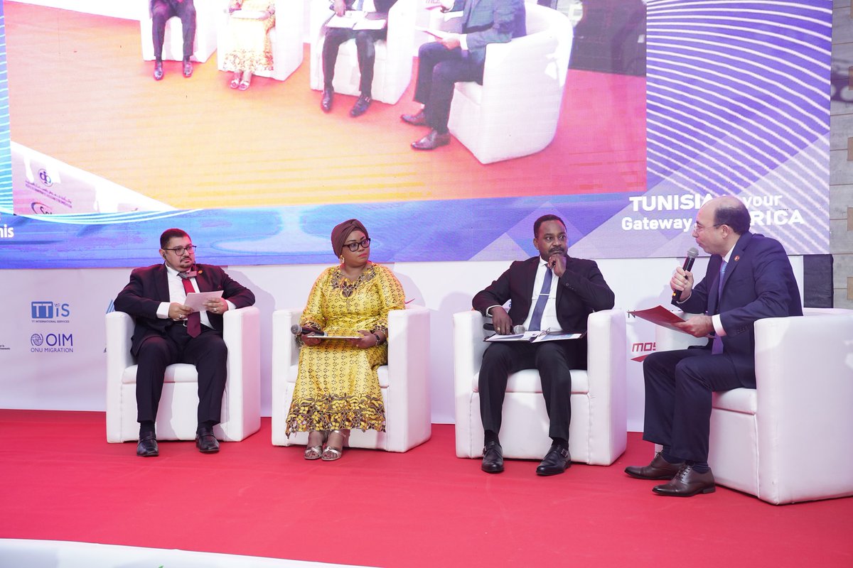 Canada in Tunisia tweet media