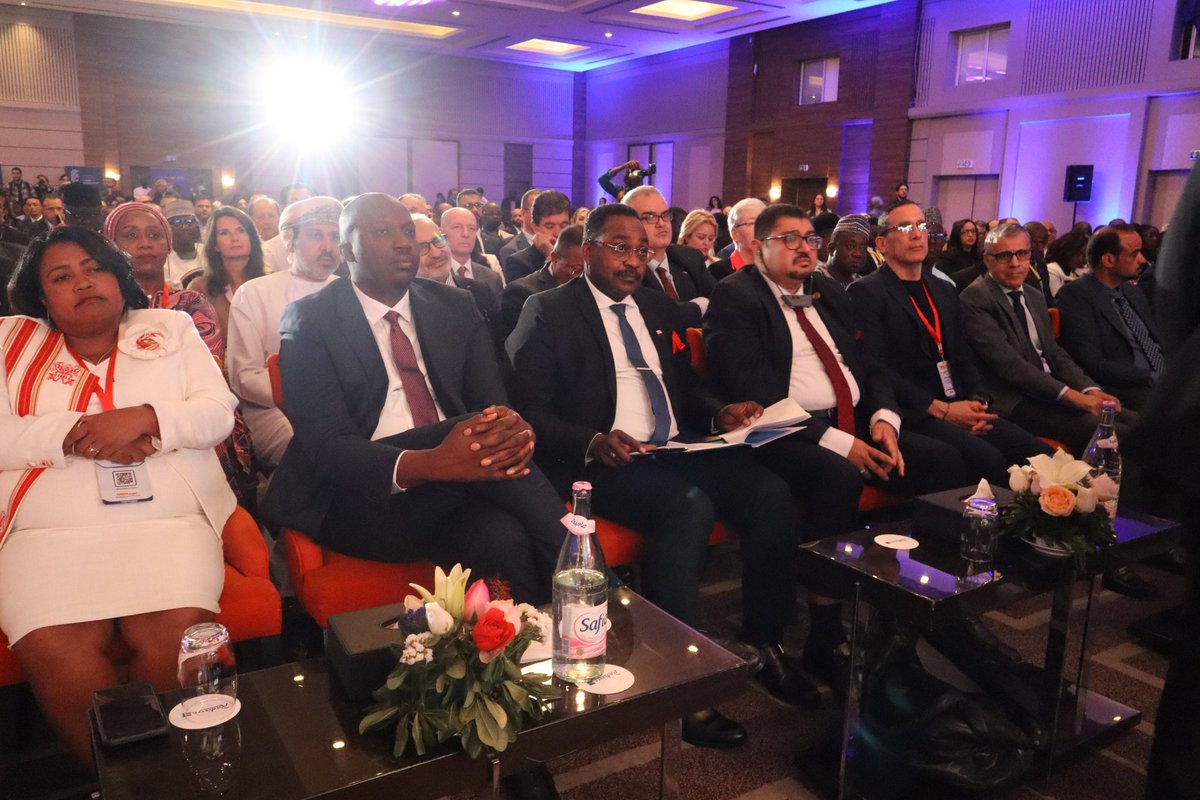 Canada in Tunisia tweet media