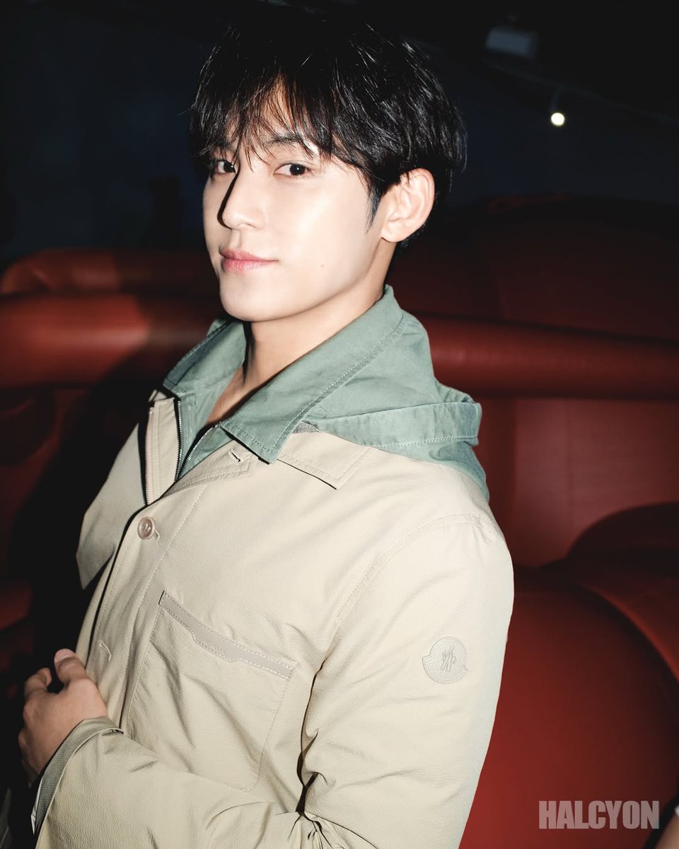 updatingsvt's tweet image. [#INSTAGRAM] 260430 halcyon.magazine IG update with MINGYU #민규 at Moncler Puffy Summer Pop Up in Seongsu