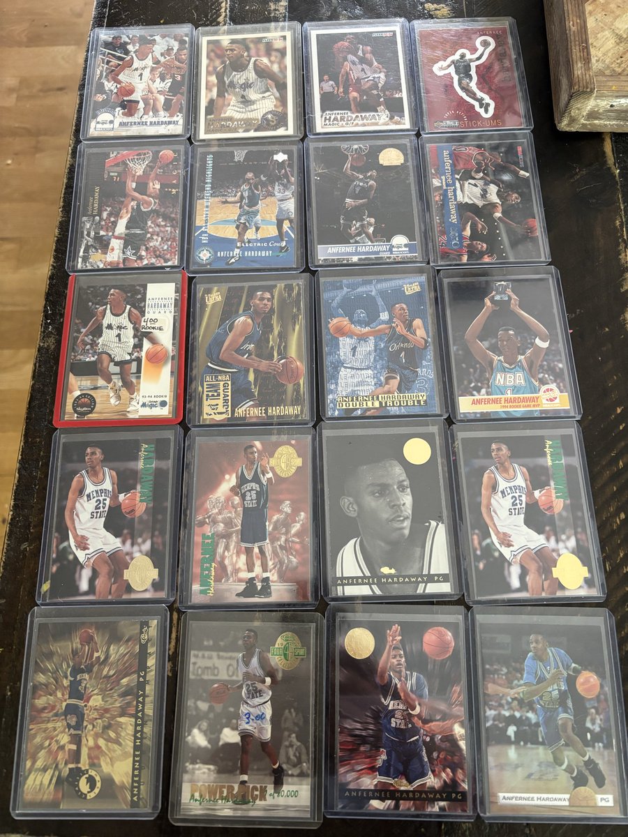 MrKdub's tweet image. He wasn’t MJ, but he got pretty dang close… 

Penny Hardaway is one of my FAVORITE players &amp;amp; it just so happened that majority of his cards were produced in the GREATEST era for Sports Cards Collecting!

Let’s see your FAVORITES from your childhood collecting 👀 #TheHobby