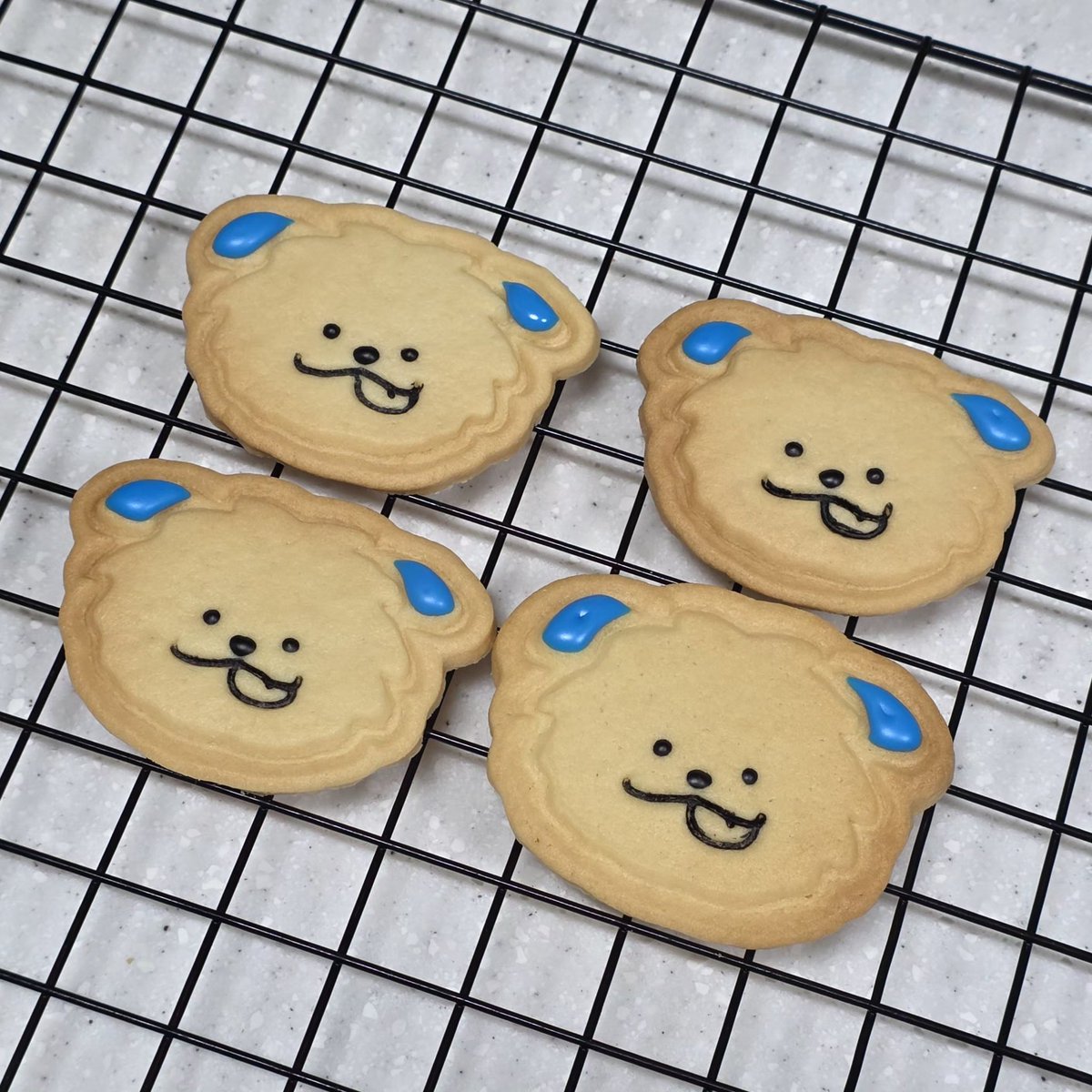 우랑 tweet media