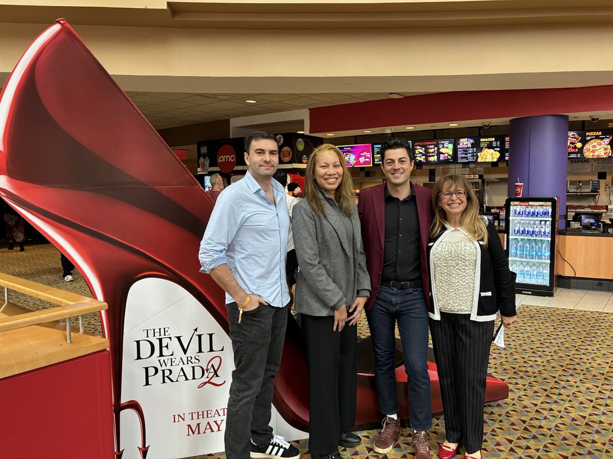 EmpireStateDev's tweet photo. Great fashion and great films: it's what NY does best 🗽👠

ESD Commissioner Knight joined a special screening of #TheDevilWearsPrada2 over the weekend to highlight the massive economic activity driven by the project across the state. https://t.co/kfKDf2vKFI