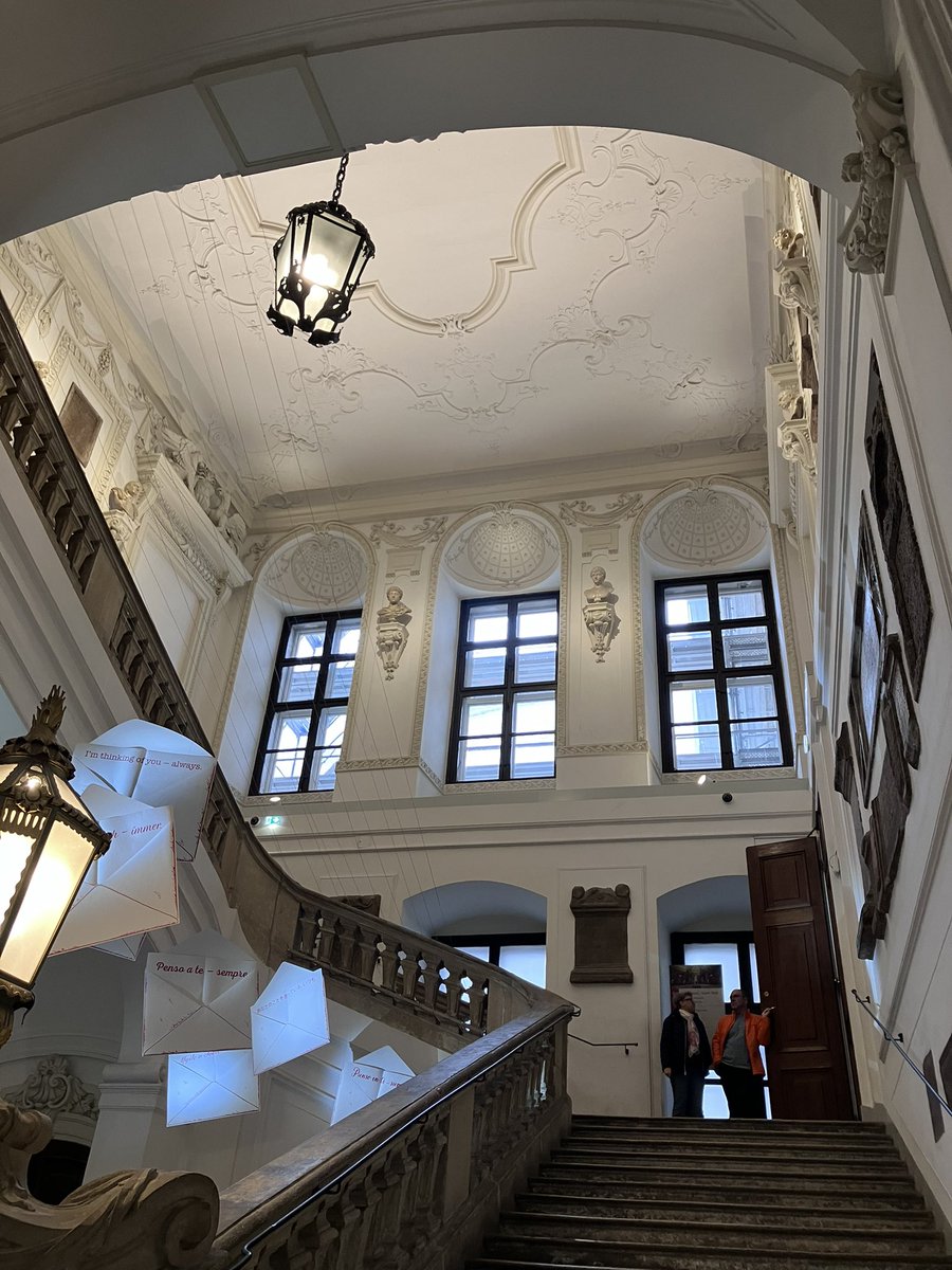 kaffee_jause's tweet image. 建物自体も好き。

2026.4.21
#austria #Wien #ウィーン #オーストリア国立図書館 #ピカチュウ