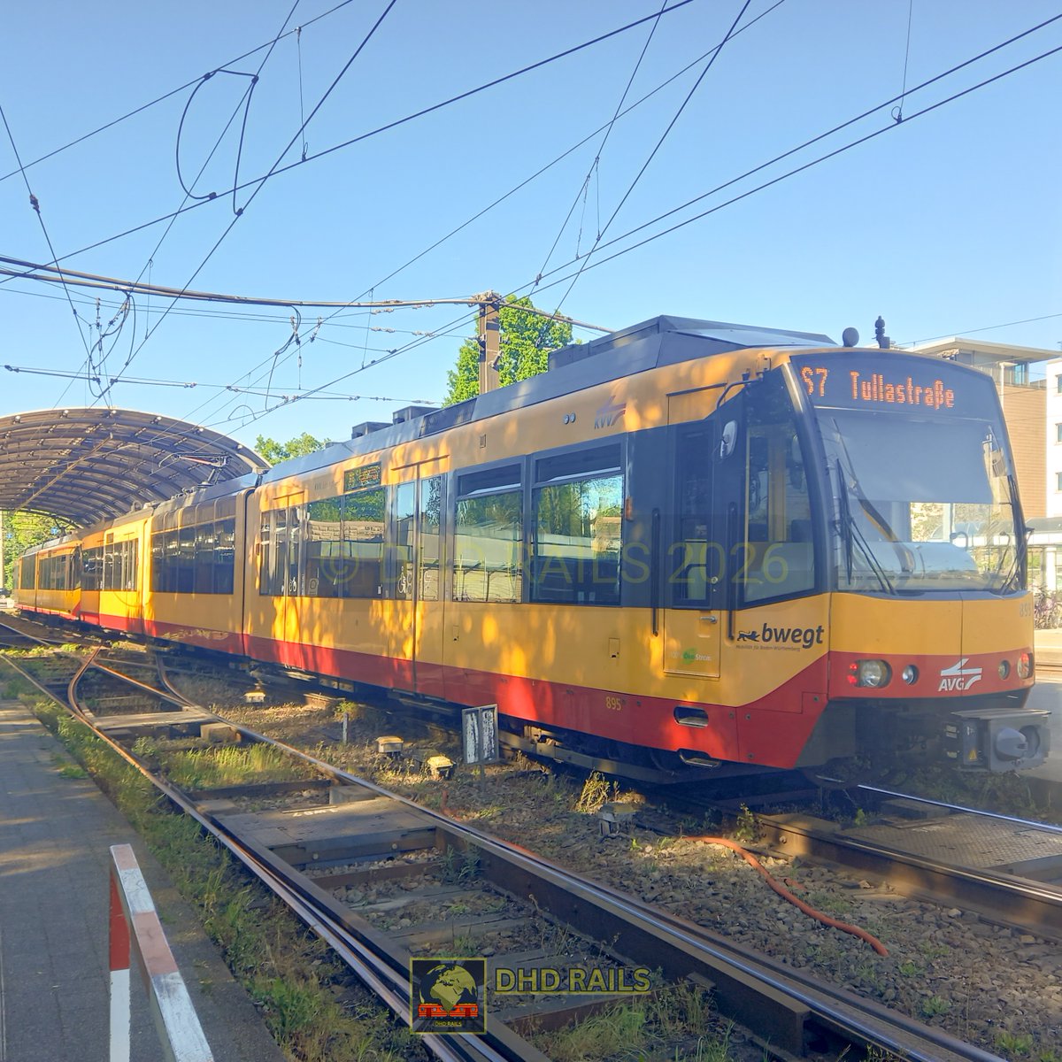 dhdrailseu's tweet photo. Tram-trains https://t.co/lYzbMdE4V7
