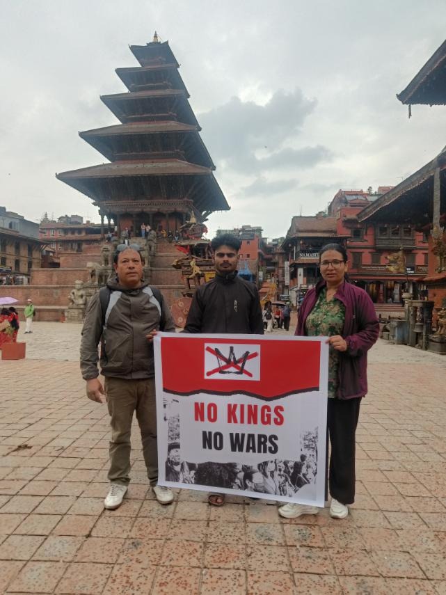 whiteband's tweet photo. GCAP message on May Day 2026: No Kings, No Wars 

The district project team of the NGO Federation of Nepal (GCAP Nepal) stands in solidarity, demanding an end to the war at the iconic Nyatapola Temple — a five-storey structure dedicated to Siddhilakshmi, symbolising protection and prosperity.

#NoKingsNoWars #MayDay #NoKings

@amnesty @hrw