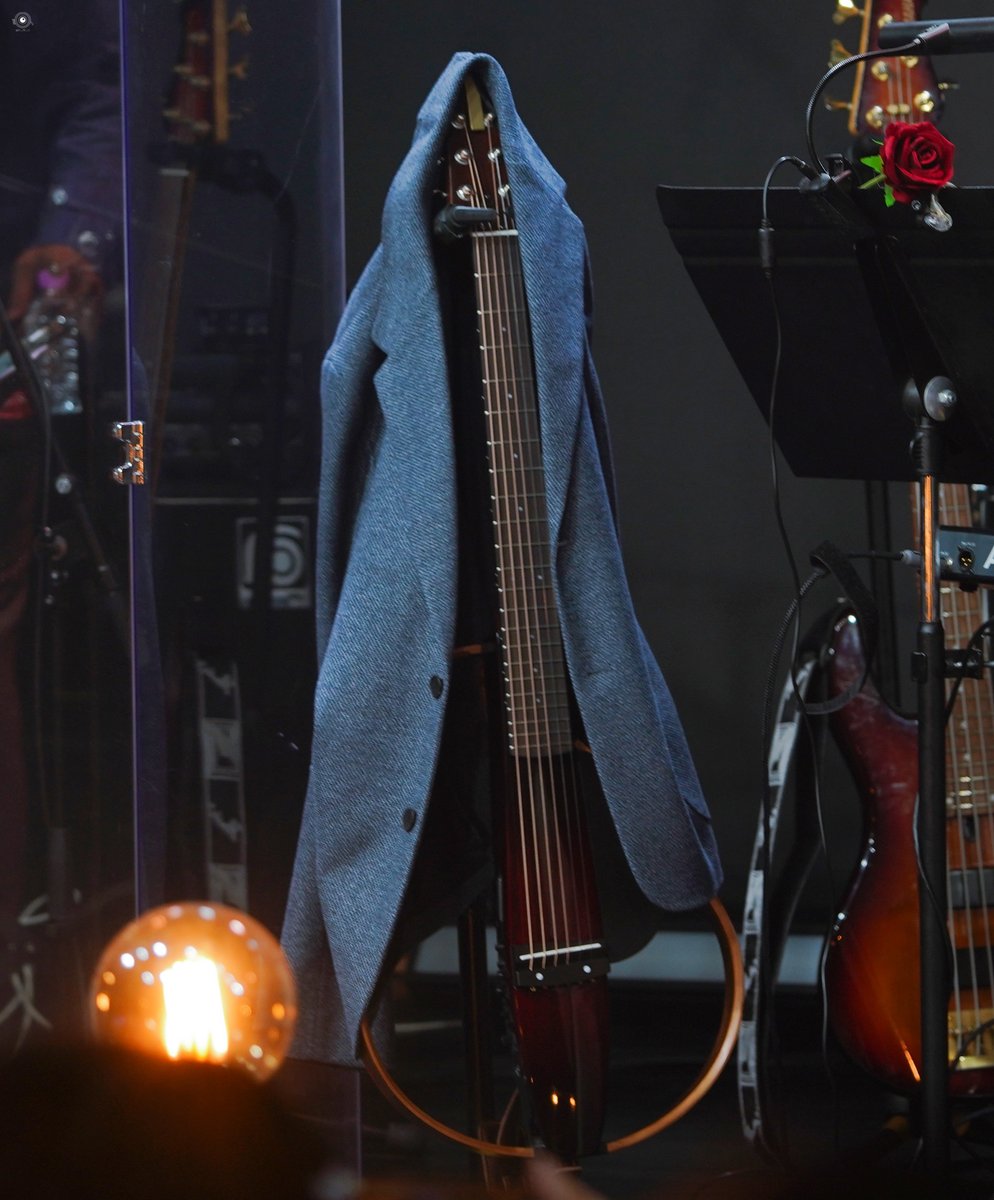 Ra_pic_O's tweet photo. 260404 260405 낮밤
뮤지컬배우 이승현 콘서트
SHank you for the music

. * o º 친해지길 바라 🎸-` ♡ ´-☺️
#기타 (...) https://t.co/bShtzljlUU