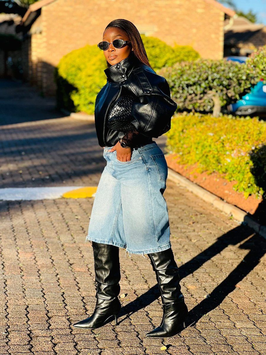 kgadi♠️ tweet media