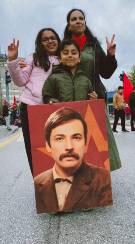 📍 Ankara, 1 Mayıs 2026

"Kızıldere'den Çiftehavuzlar'a F Tiplerinden Kuyu Tiplerine Siz Bizim Teslim Olduğumuzu Nerede Gördünüz"

#1Mayıs #1MayısEmekveDayanışmaGünü #taksimmeydanı