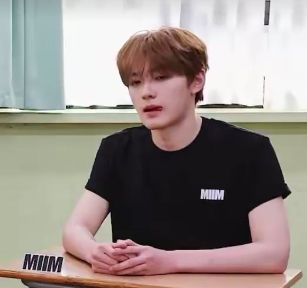 한사 tweet media