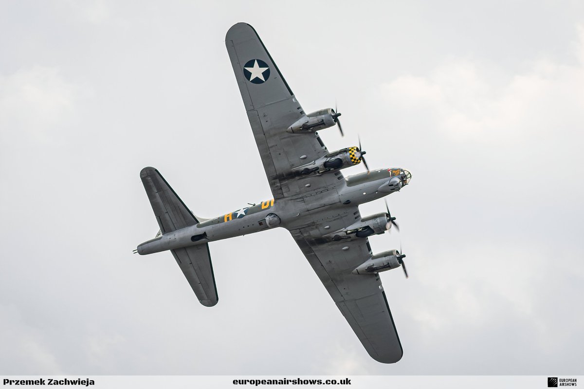 European Airshows tweet media