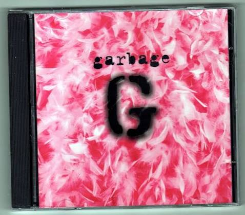 Kabeto_b's tweet image. En 1996, se publica el álbum debut de la banda  "Garbage", liderada por Shirley Manson. 🎙️

Fue certificado disco de platino por sus ventas en el Reino Unido.

El disco fue lanzado en 1995 a nivel mundial, obteniendo gran aceptación y aclamación. #Garbage 🎸#ShirleyManson