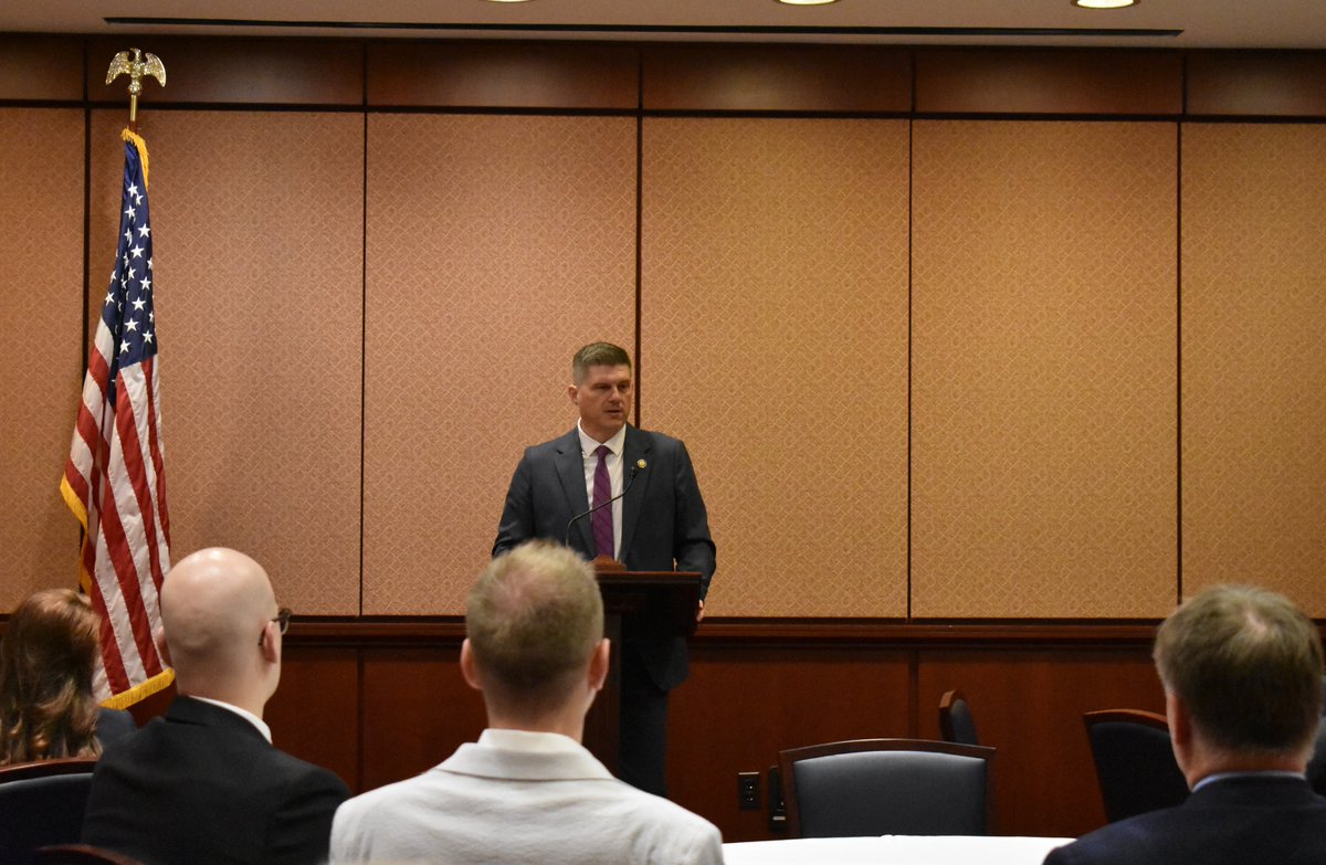 Congressman Brad Finstad tweet media