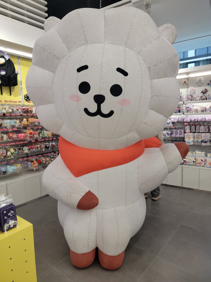ྀི루어ྀི tweet media