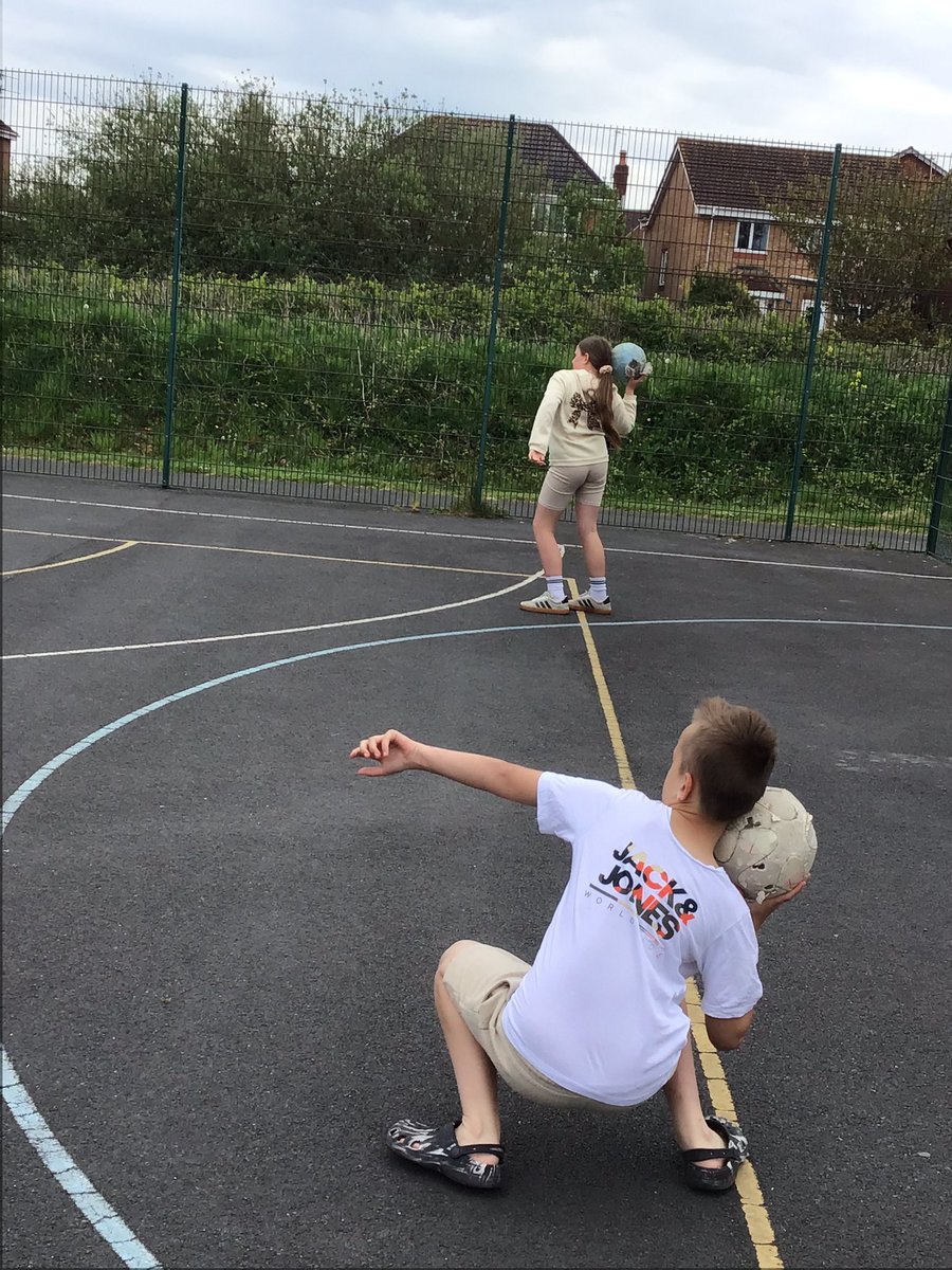 kincraigyear5's tweet image. Greek Olympics #sports #PE #themeday #topic